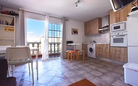 Book Jet - Lovely Holiday Home Arenas Pool&Wifi